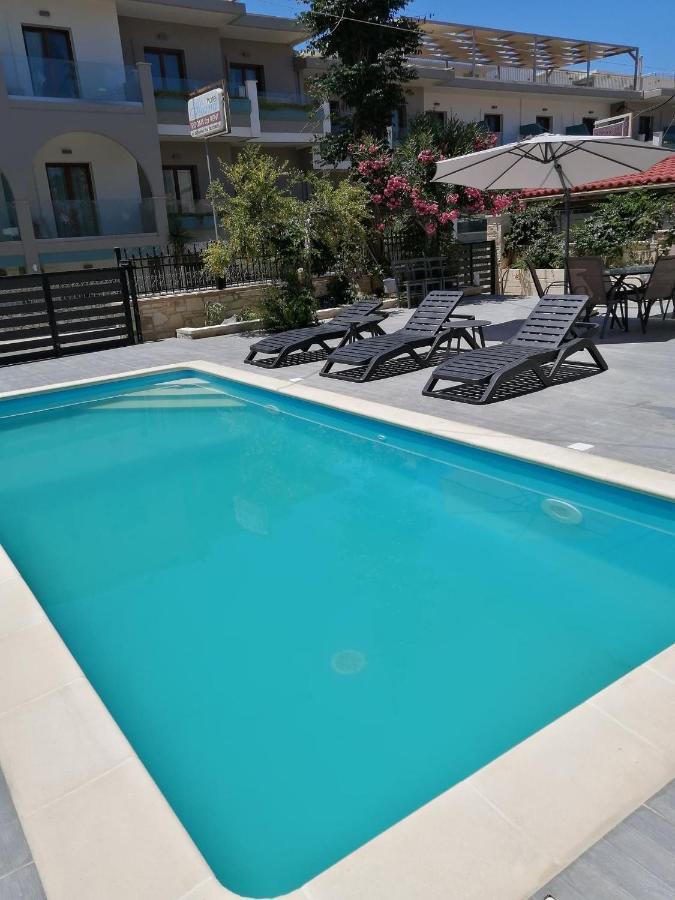 Iliana Apartments 耶奥伊乌波利斯 外观 照片