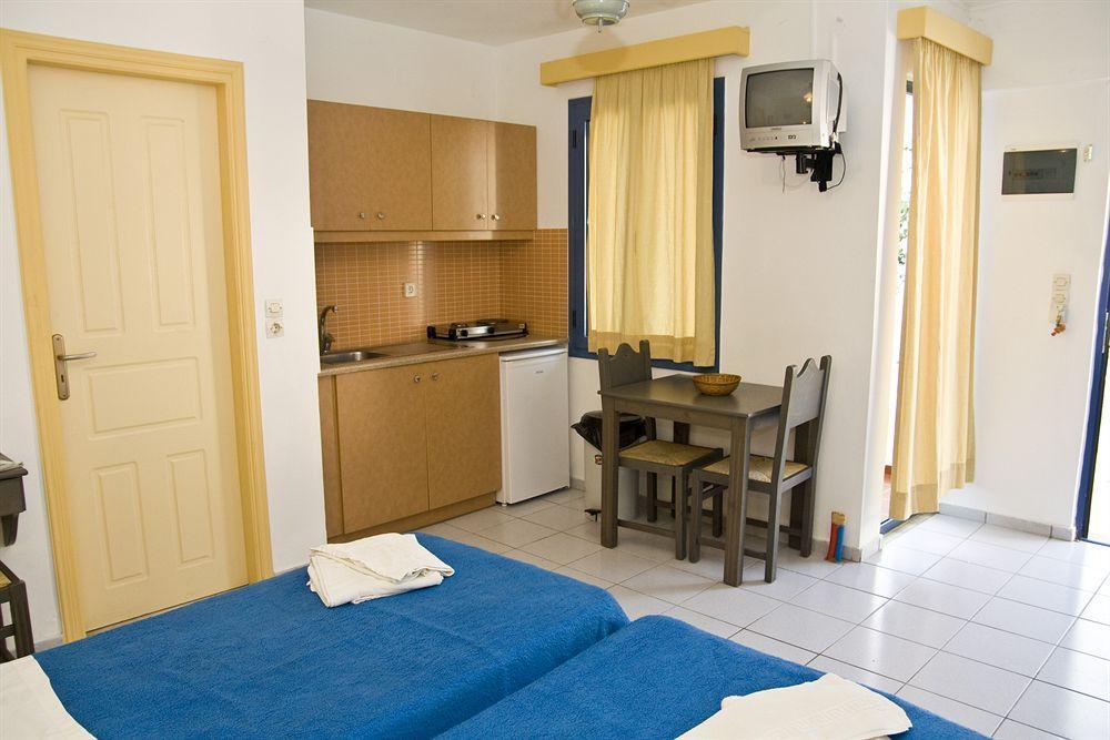 Iliana Apartments 耶奥伊乌波利斯 外观 照片