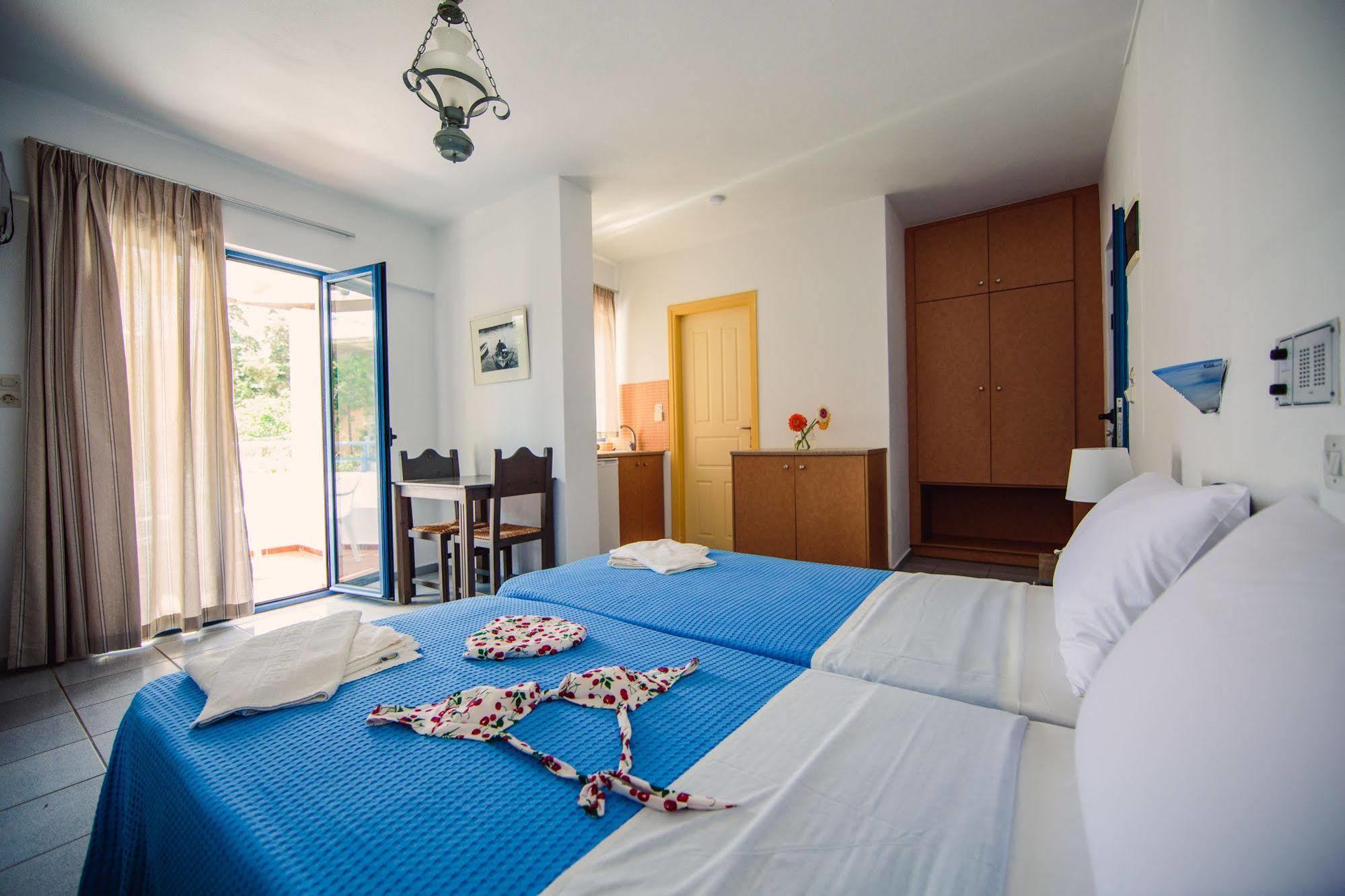 Iliana Apartments 耶奥伊乌波利斯 外观 照片